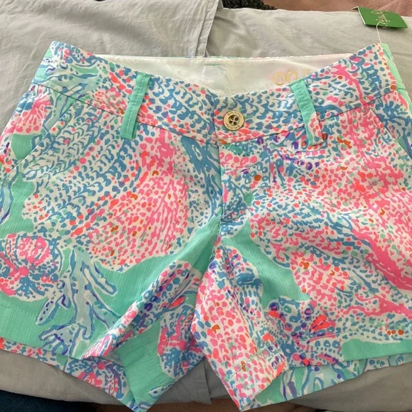 NWT Lilly Pulitzer Callahan Short in Minty Fresh - Picture 1 of 4